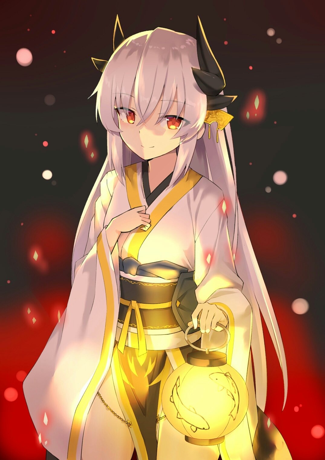 Kiyohime from Fate/Grand Order — anime girl with long silver hair and black horns, white kimono with black-and-gold obi, holding a glowing lantern amid floating embers and red glow.