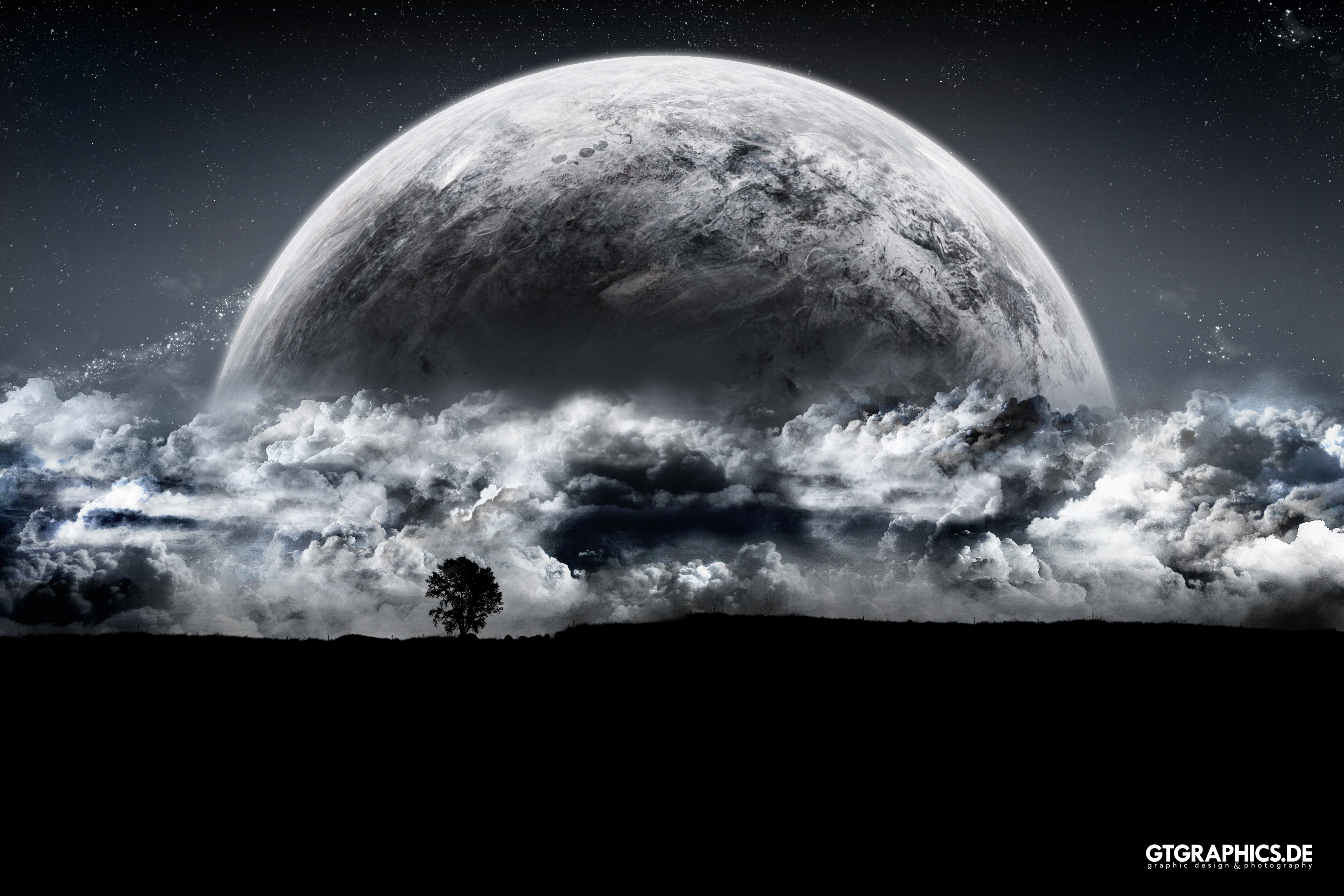 Planet Rise Art by Tobias Roetsch