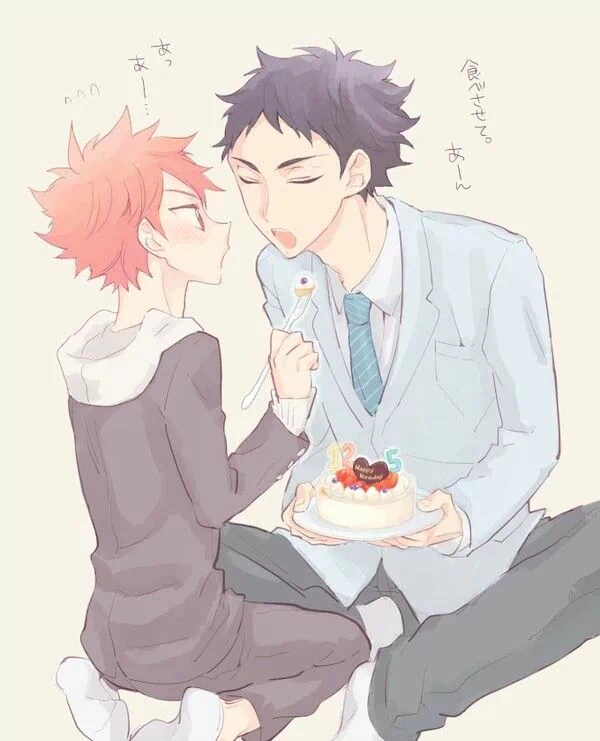  Hinata feeding Akaashi