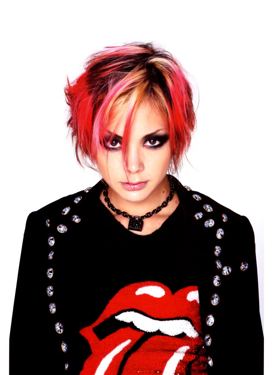 Download Woman Anna Tsuchiya Art