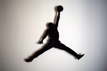 air jordan jumping logo