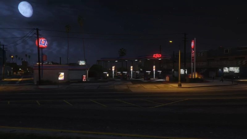  Grand Theft Auto V Gas Station